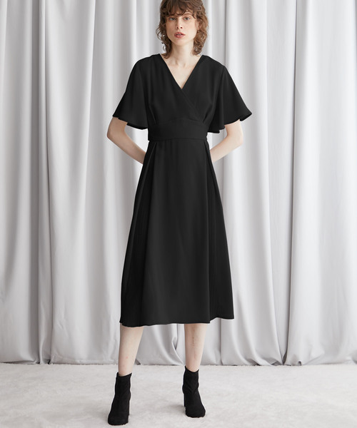 STUDIOUS(ステュディオス)の「【STUDIOUS】カシュクールプリーツコンビ2WAYワンピース(ワンピース・レディース・ブラック/ブラウン/ライトベージュ・FREE)」の15枚目の写真