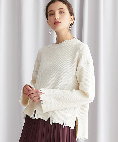 STUDIOUS（ステュディオス）の「【STUDIOUS】クラッシュダメージ ビッグシルエットニット（ニット/セーター・レディース・オフホワイト/パープル/ブラック/ベージュ・FREE）」の2枚目の写真