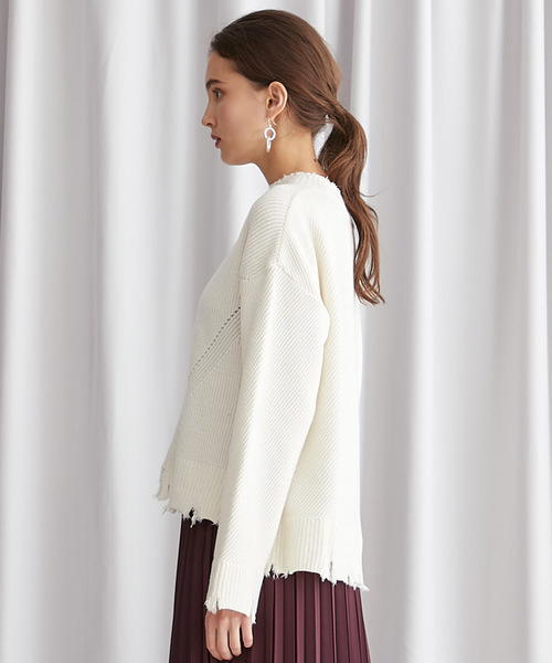 STUDIOUS（ステュディオス）の「【STUDIOUS】クラッシュダメージ ビッグシルエットニット（ニット/セーター・レディース・オフホワイト/パープル/ブラック/ベージュ・FREE）」の21枚目の写真