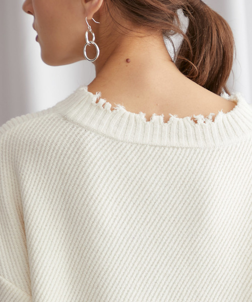 STUDIOUS（ステュディオス）の「【STUDIOUS】クラッシュダメージ ビッグシルエットニット（ニット/セーター・レディース・オフホワイト/パープル/ブラック/ベージュ・FREE）」の15枚目の写真