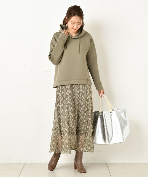 DouDou（ドゥドゥ）の「ダンボールパーカー（Tシャツ/カットソー・レディース・ベージュ/オフホワイト/グリーン・FREE）」の12枚目の写真