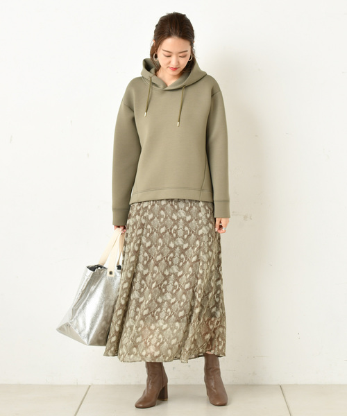 DouDou（ドゥドゥ）の「ダンボールパーカー（Tシャツ/カットソー・レディース・ベージュ/オフホワイト/グリーン・FREE）」の9枚目の写真