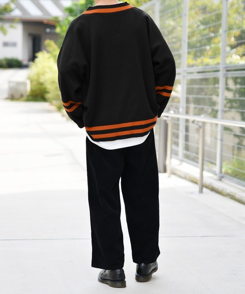 kutir（クティール）の「チルデンビッグニット（ニット/セーター・メンズ・カーキ/ダークブラウン/ベージュ/ブラック・LARGE/MEDIUM）」の9枚目の写真