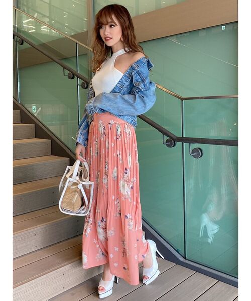 RESEXXY(リゼクシー)の「ノースリワンショルチョーカートップス(ニット/セーター・レディース・カーキ/ブルー/ホワイト/ブラック/モカ・FREE)」の6枚目の写真