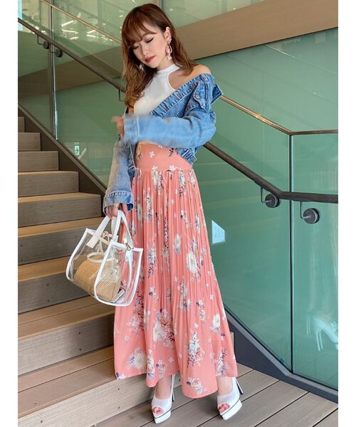 RESEXXY(リゼクシー)の「ノースリワンショルチョーカートップス(ニット/セーター・レディース・カーキ/ブルー/ホワイト/ブラック/モカ・FREE)」の9枚目の写真