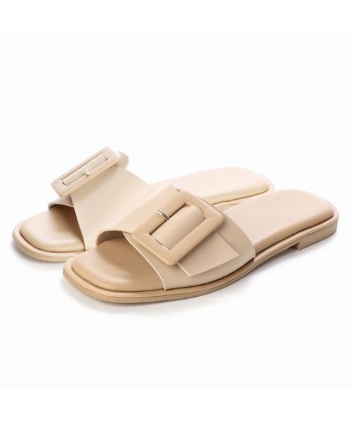 Fin（フィン）の「バックルフラットミュールサンダル（サンダル・レディース・ブラック/ベージュ/アイボリー・LL/S/M/L）」の11枚目の写真