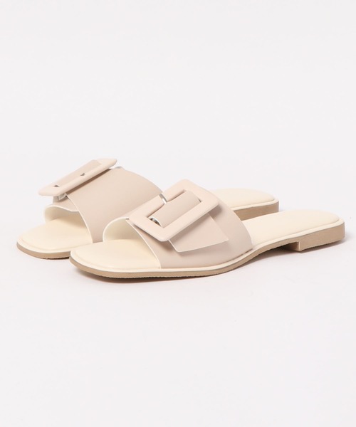 Fin（フィン）の「バックルフラットミュールサンダル（サンダル・レディース・ブラック/ベージュ/アイボリー・LL/S/M/L）」の10枚目の写真