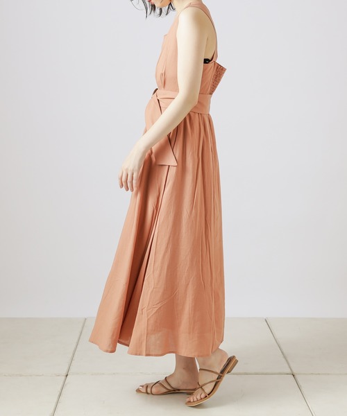natural couture(ナチュラルクチュール)の「【WEB限定カラー有り】リネンバッククロスジャンバースカート(ジャンパースカート・レディース・ブラック/ベージュ/カーキ/オレンジ/ストライプ・FREE)」の15枚目の写真