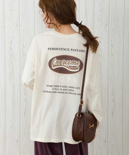 SpRay（スプレイ）の「ＢＡＣＫオーバル貼付けロングTシャツ（Tシャツ/カットソー・レディース・アイボリー/チャコールグレー/グレイッシュベージュ/グリーン/ブルー/ラベンダー・FREE）」の3枚目の写真