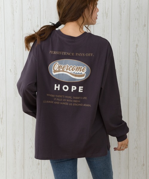 SpRay（スプレイ）の「ＢＡＣＫオーバル貼付けロングTシャツ（Tシャツ/カットソー・レディース・アイボリー/チャコールグレー/グレイッシュベージュ/グリーン/ブルー/ラベンダー・FREE）」の20枚目の写真