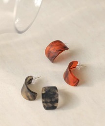 【WEB限定】マットマーブルカーブピアス