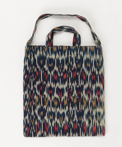 TIME WILL TELL WORKS（タイムウィルテルワークス）の「IKAT TOTE BAG / イカットトートバッグ（トートバッグ・レディース・レオパード/ピンク系その他/ブルー系その他2・ONE SIZE）」の4枚目の写真