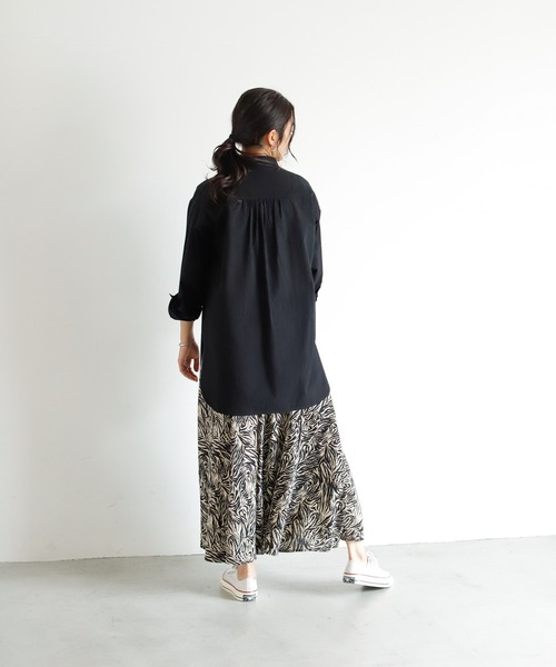 Auntie Rosa Holiday(アンティローザホリデー)の「ゼブラ柄ロングティアードスカート(スカート・レディース・ホワイト/ベージュ/グリーン・FREE)」の14枚目の写真