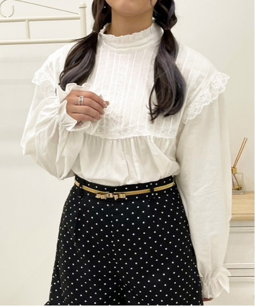 apres jour(アプレジュール)の「フリルネックピンタックブラウス【ZOZOTOWN限定アイテム】(シャツ/ブラウス・レディース・ブラック/ピンク系その他/オフホワイト・フリー/X-LARGE)」の22枚目の写真