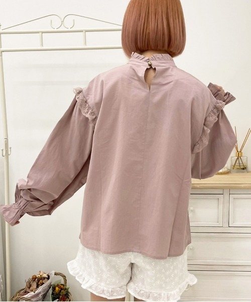 apres jour(アプレジュール)の「フリルネックピンタックブラウス【ZOZOTOWN限定アイテム】(シャツ/ブラウス・レディース・ブラック/ピンク系その他/オフホワイト・フリー/X-LARGE)」の16枚目の写真