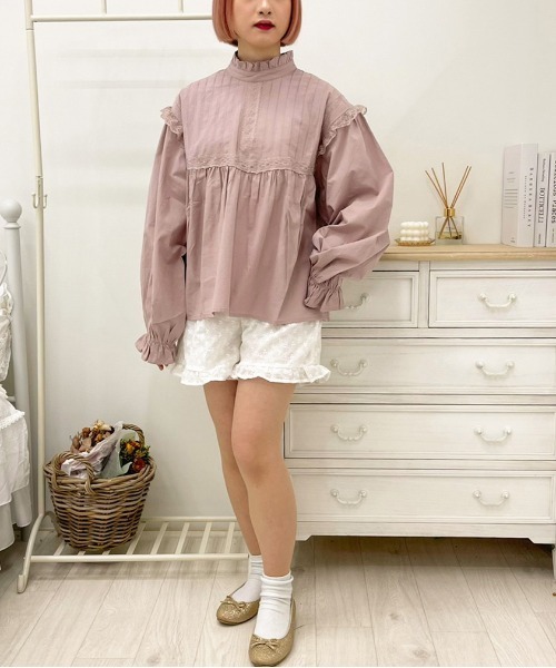 apres jour(アプレジュール)の「フリルネックピンタックブラウス【ZOZOTOWN限定アイテム】(シャツ/ブラウス・レディース・ブラック/ピンク系その他/オフホワイト・フリー/X-LARGE)」の18枚目の写真