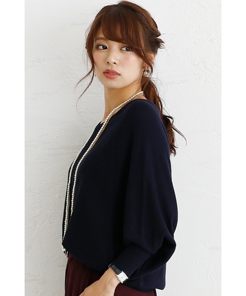 ElegChic(エレグシック)の「Vネックドルマンニットソー(ニット/セーター・レディース・ネイビー/ダークグリーン/グレイッシュベージュ・M/XL/4L)」の21枚目の写真
