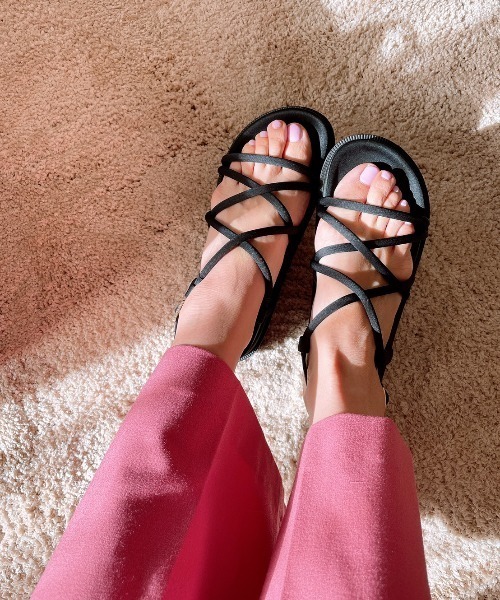 REZOY（リゾイ）の「【21SS新作】【REZOY】コードストラップフットベッドサンダル（サンダル・レディース・ライトブルー/ブラック/アイボリー/モカ/ピンクベージュ・LL/S/M/L）」の3枚目の写真