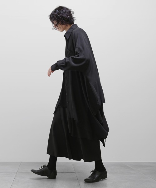 minsobi(ミンソビ)の「ビッグシルエット ドレープシャツ ユニセックス アシンメトリーシャツ(シャツ/ブラウス・メンズ・ブラック・FREE)」の11枚目の写真