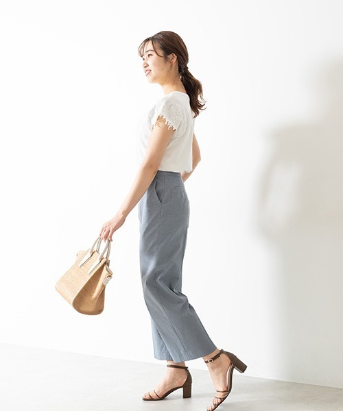 NATURAL BEAUTY BASIC（ナチュラルビューティーベーシック）の「ボタンポイントストレートパンツ（その他パンツ・レディース・ダークブルー/ブラウン/オフホワイト・X-SMALL/MEDIUM/SMALL）」の15枚目の写真