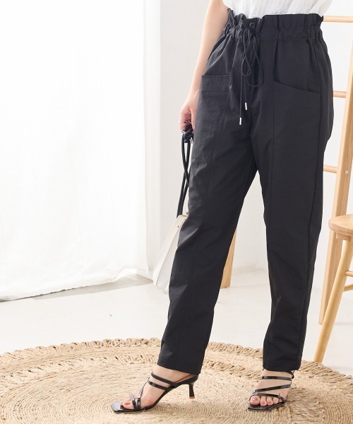 OMNES Another Edition(オムネス アナザーエディション)の「高密度ツイルギャザーパンツ(その他パンツ・レディース・ブラック/アイボリー/ライトカーキ・FREE)」の3枚目の写真