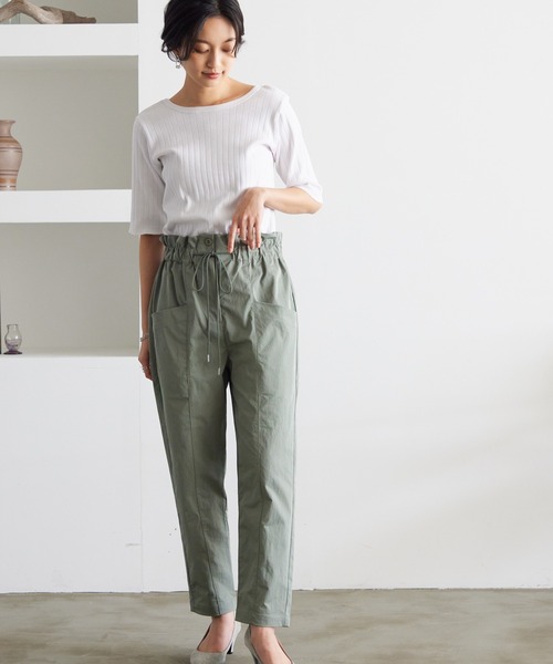 OMNES Another Edition(オムネス アナザーエディション)の「高密度ツイルギャザーパンツ(その他パンツ・レディース・ブラック/アイボリー/ライトカーキ・FREE)」の17枚目の写真