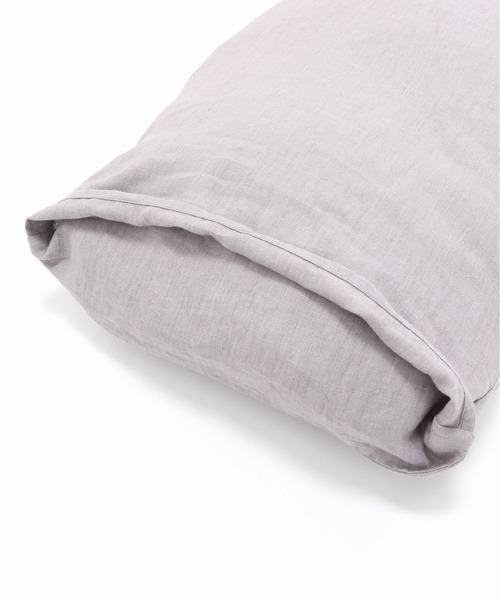 journal standard Furniture (ジャーナルスタンダードファニチャー)の「LINEN PILLOW 43X63 リネンピロークッションカバー(クッション/クッションカバー・レディース・アイボリー/Purple・FREE)」の6枚目の写真