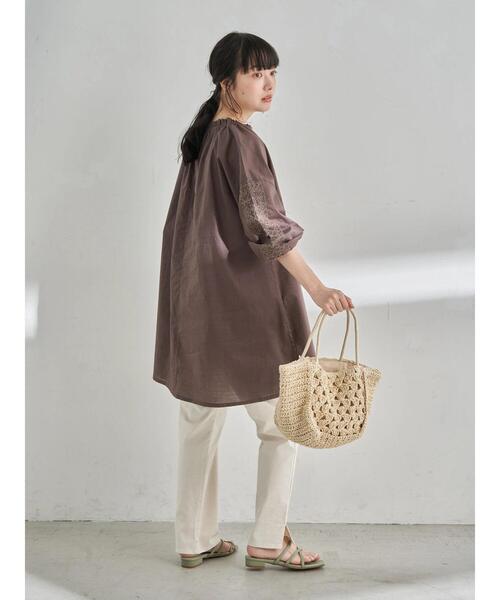 earth music&ecology（アースミュージックアンドエコロジー）の「コットンリネンテーパードパンツ　＊（その他パンツ・レディース・アイボリー/ブラック/チェック/ベージュ・M/S/L）」の17枚目の写真