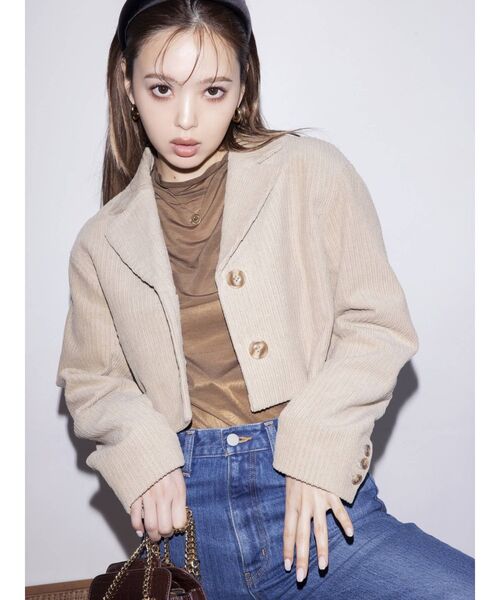 CALNAMUR(カルナムール)の「センタープレススリットデニムパンツ(デニムパンツ・レディース・インディゴブルー/ホワイト・MEDIUM/SMALL)」の11枚目の写真