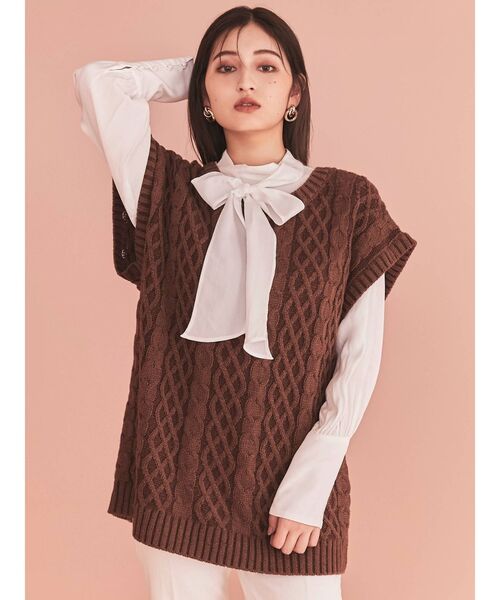 CALNAMUR(カルナムール)の「センタープレススリットデニムパンツ(デニムパンツ・レディース・インディゴブルー/ホワイト・MEDIUM/SMALL)」の18枚目の写真