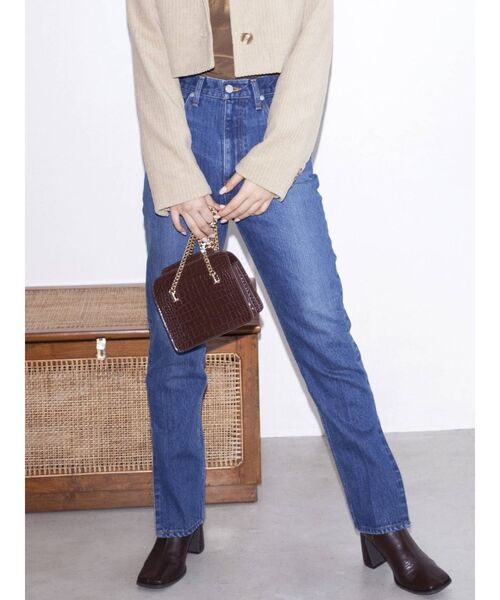 CALNAMUR(カルナムール)の「センタープレススリットデニムパンツ(デニムパンツ・レディース・インディゴブルー/ホワイト・MEDIUM/SMALL)」の2枚目の写真