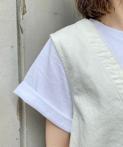 CAPRICIEUX LE'MAGE（カプリシューレマージュ）の「〈WEB限定〉Vネックデニムベスト（ベスト・レディース・ホワイト/インディゴブルー・FREE）」の16枚目の写真