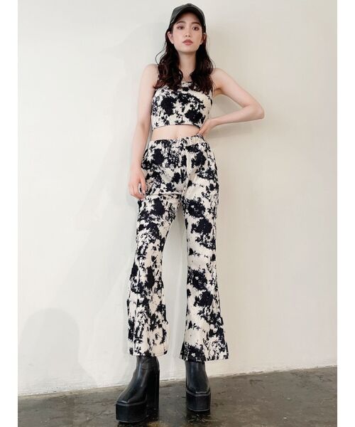 GYDA（ジェイダ）の「プリーツベロアパンツ（その他パンツ・レディース・ライトグレー/ブラウン/その他1・FREE）」の11枚目の写真