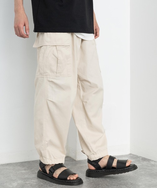 Rocky Monroe（ロッキーモンロー）の「ミリタリー 綾織 ワイド バルーン カーゴパンツ（カーゴパンツ・メンズ・ブラック/ベージュ/ネイビー/オフホワイト/オリーブ・S/M/L）」の21枚目の写真