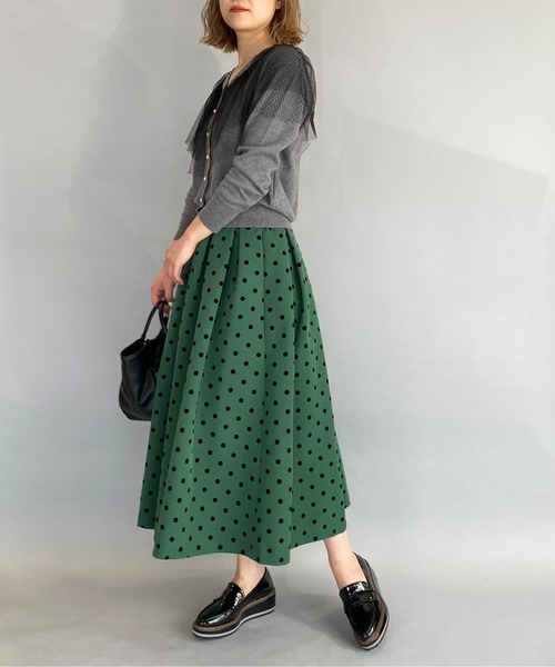 PICCIN(ピッチン)の「チュール衿パール釦カーディガン(カーディガン/ボレロ・レディース・ブラック/グレー/アイボリー/サーモンピンク・M)」の11枚目の写真