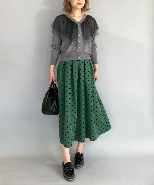 PICCIN(ピッチン)の「チュール衿パール釦カーディガン(カーディガン/ボレロ・レディース・ブラック/グレー/アイボリー/サーモンピンク・M)」の10枚目の写真