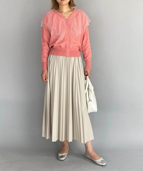 PICCIN(ピッチン)の「チュール衿パール釦カーディガン(カーディガン/ボレロ・レディース・ブラック/グレー/アイボリー/サーモンピンク・M)」の17枚目の写真