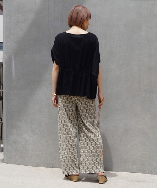 NICOLE white（ニコルホワイト）の「ダマスク柄プリーツパンツ（その他パンツ・レディース・ブラック系/オフホワイト・FREE）」の10枚目の写真