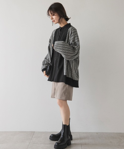 rectangle（レクタングル）の「ダブルボタンピンタックシャツ（シャツ/ブラウス・レディース・ブラック/オフホワイト/モカ・FREE）」の20枚目の写真
