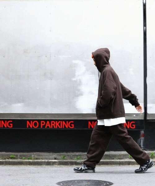 FREAK'S STORE（フリークスストア）の「WEB限定 12oz ヘビーウェイト バルーン スウェットパンツ/セットアップ対応（スウェットパンツ・メンズ・杢グレー/ブラック/ネイビー/ブラウン/ナチュラル・MEDIUM/LARGE/SMALL）」の21枚目の写真