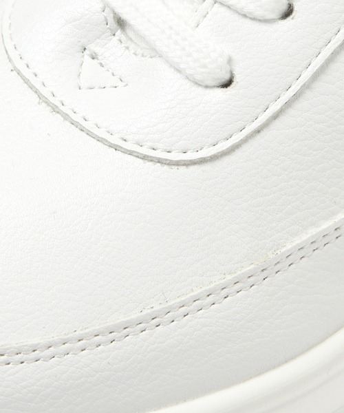 niko and...(ニコアンド)の「オリジナル厚底スニーカー(スニーカー・レディース・ブラック/オフホワイト・SMALL/MEDIUM/LARGE)」の4枚目の写真