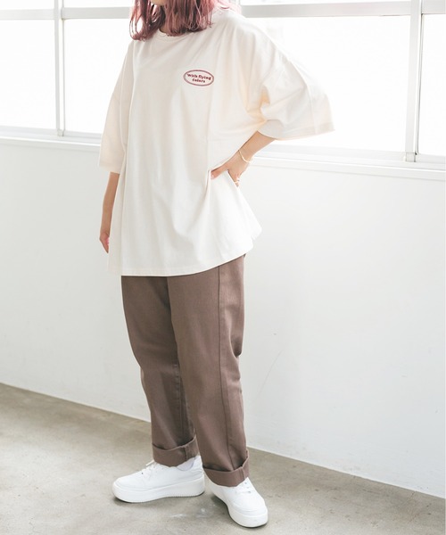 nemne store(ネンネストア)の「きらきら光るプリントTシャツ(Tシャツ/カットソー・レディース・グレー/ベージュ系その他2/グリーン/ホワイト系その他/ブルーグレー/カーキ/オフホワイト/ベージュ系その他3/ベージュ系その他/カーキブラウン・フリー)」の22枚目の写真