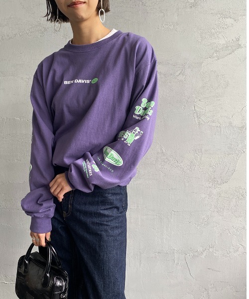 BEN DAVIS（ベンデイビス）の「[BEN DAVIS/ベンデイビス] BANNERS 袖プリントロンT（Tシャツ/カットソー・レディース・ホワイト/ブラック/パープル・M/L/XL）」の3枚目の写真