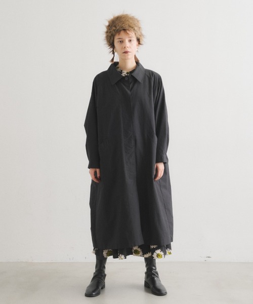 manana suerte(マニャーナスエルテ)の「ビッグシルエットステンカラーコート(ステンカラーコート・レディース・ブラック/ベージュ・FREE)」の8枚目の写真