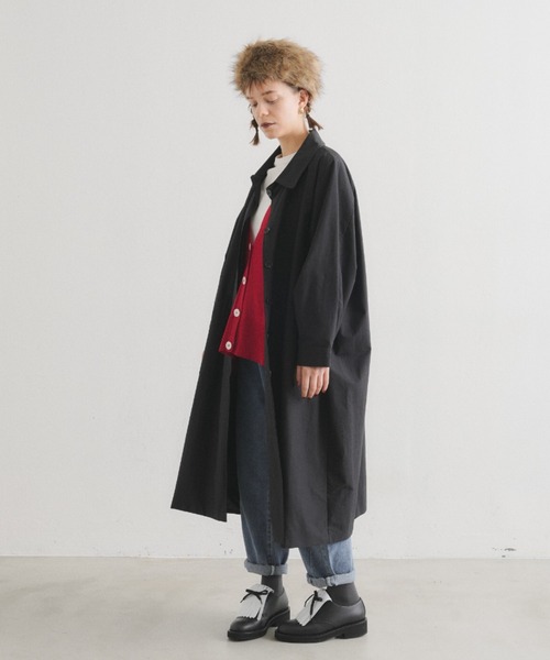 manana suerte(マニャーナスエルテ)の「ビッグシルエットステンカラーコート(ステンカラーコート・レディース・ブラック/ベージュ・FREE)」の15枚目の写真