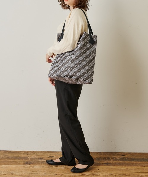 Daily russet(デイリー ラシット)の「【ナイロンジャガード】チェックダイヤ型底トートバッグ(L)(トートバッグ・レディース・ボルドー/ブラック/グレー/ブラウン/ネイビー・FREE)」の14枚目の写真
