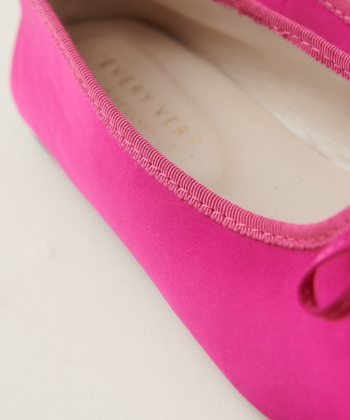 natural couture(ナチュラルクチュール)の「やわらかアソートバレエシューズ(バレエシューズ・レディース・オフホワイト/ピンク・SMALL/MEDIUM/LARGE/X-SMALL)」の3枚目の写真