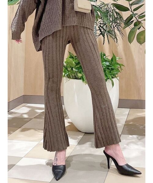 GYDA（ジェイダ）の「【セットアップ着用可】メランジヤーンフレアーニット パンツ（その他パンツ・レディース・チャコールグレー/グレー/ブラウン・FREE）」の3枚目の写真