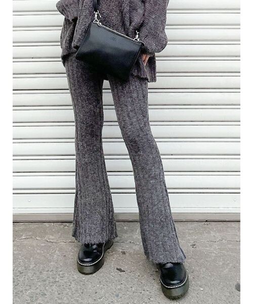 GYDA（ジェイダ）の「【セットアップ着用可】メランジヤーンフレアーニット パンツ（その他パンツ・レディース・チャコールグレー/グレー/ブラウン・FREE）」の4枚目の写真