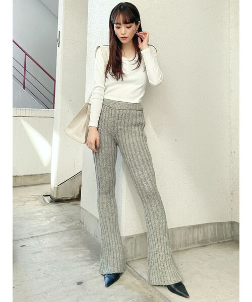 GYDA（ジェイダ）の「【セットアップ着用可】メランジヤーンフレアーニット パンツ（その他パンツ・レディース・チャコールグレー/グレー/ブラウン・FREE）」の5枚目の写真